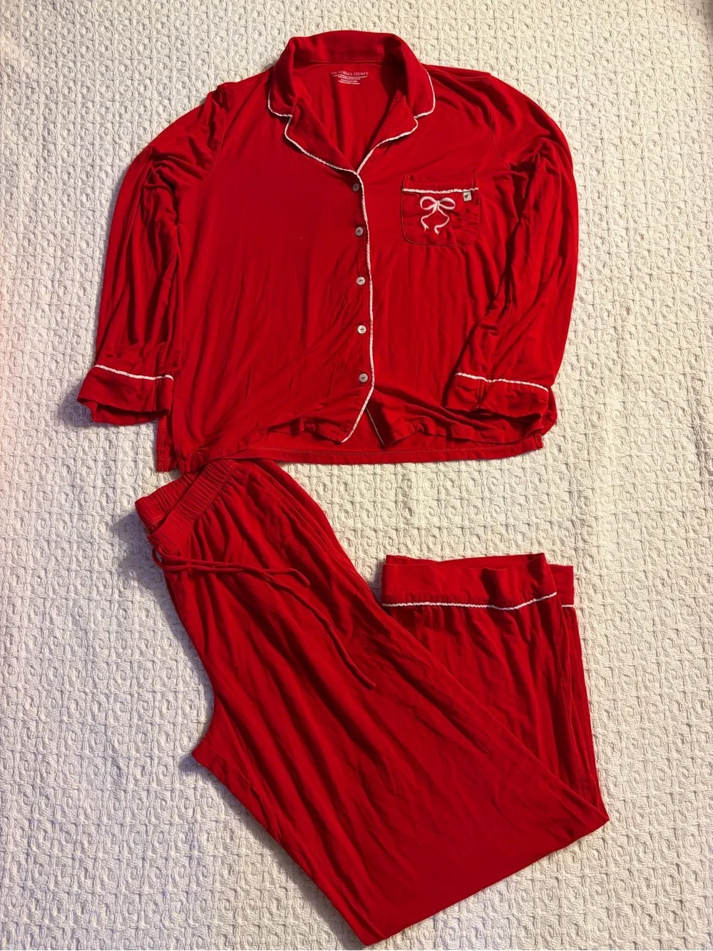 Victoria's Secret Red Pajama Set with White Piping